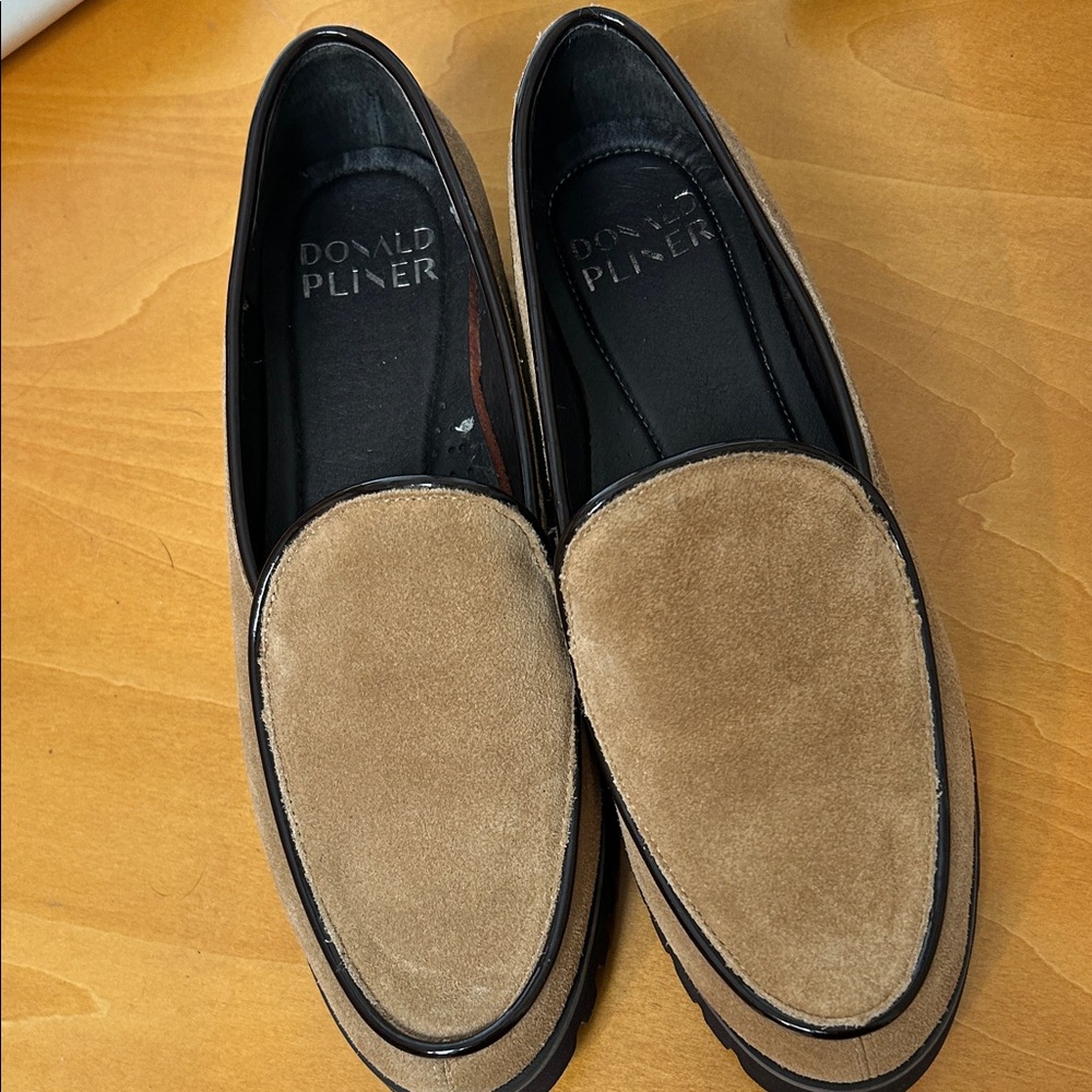 Donald Pliner Eclipse Tan Suede Loafers 8